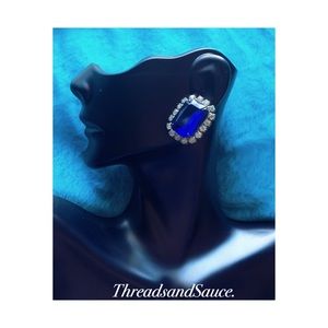 Vintage 80’s Blue Sapphire like earrings